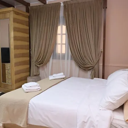 Belle Helen - Cozy Studio - Downtown Cairo